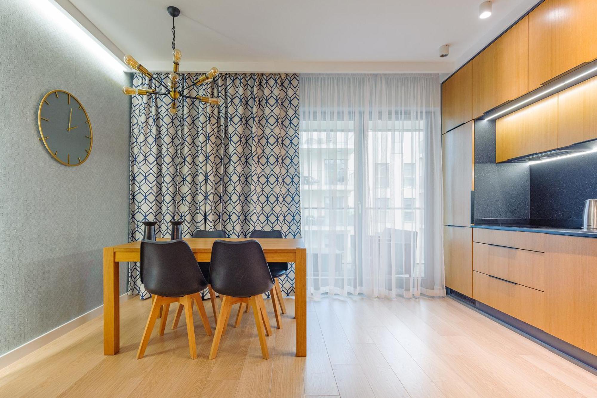 Tomorrow Land : Nadmorze Premium Apartment Gdansk Luaran gambar