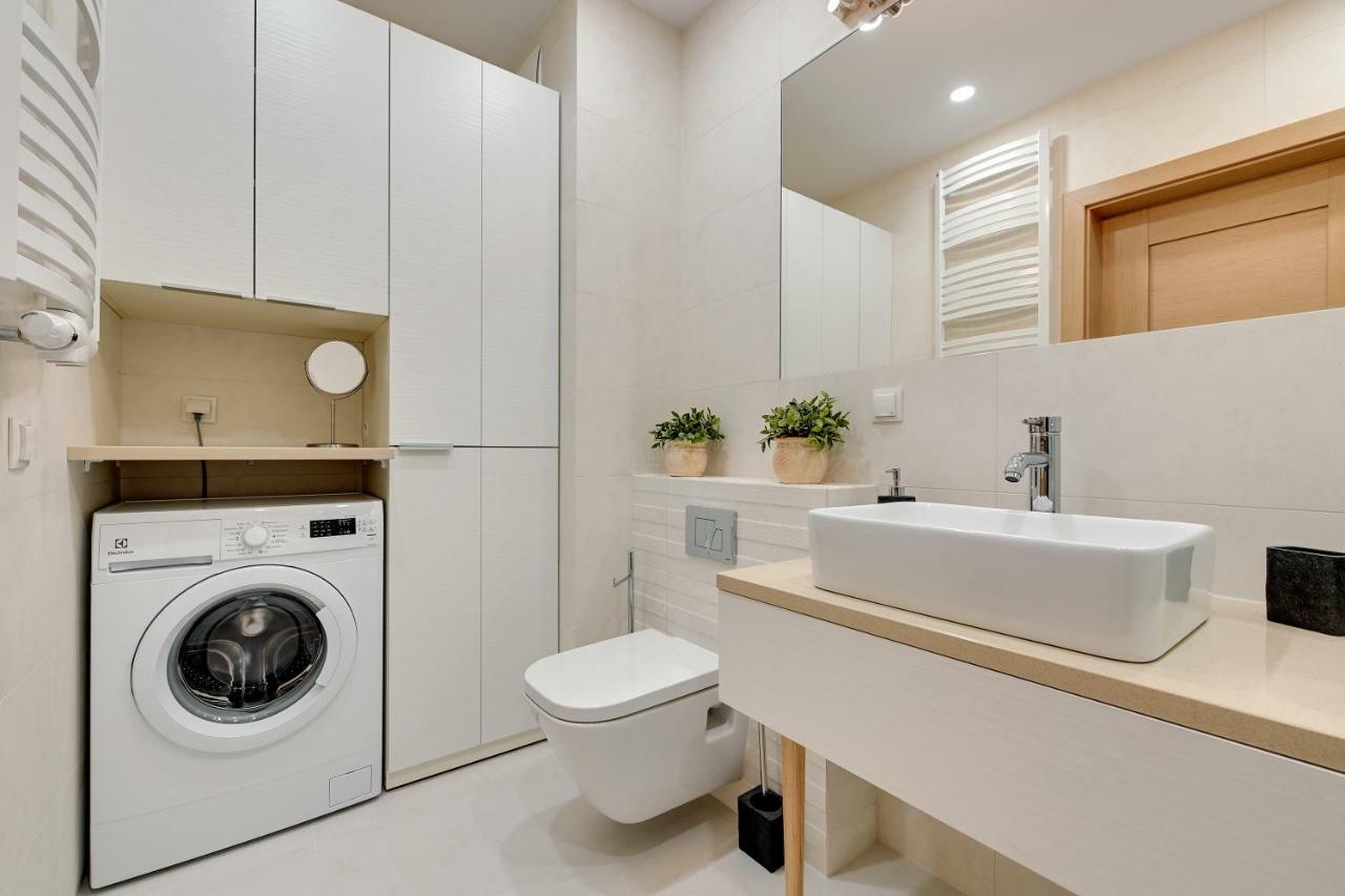 Tomorrow Land : Nadmorze Premium Apartment Gdansk Luaran gambar